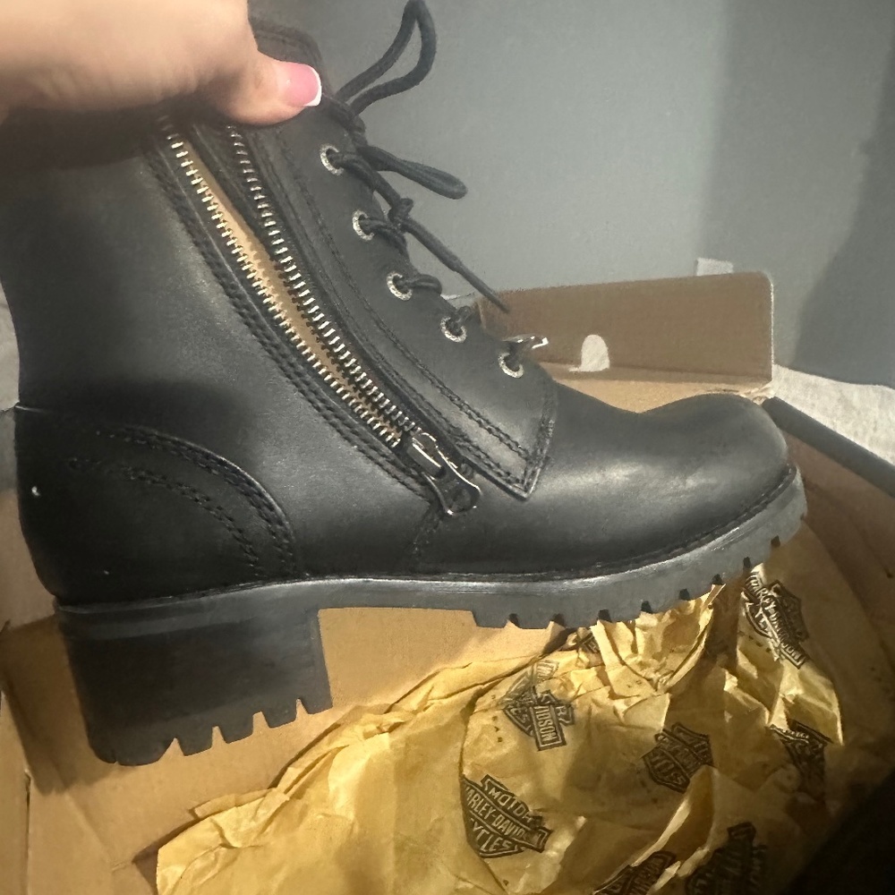 Harley Davidson leather boots women size 6.5